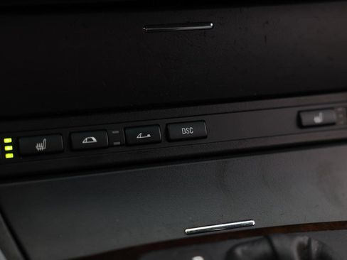 Used 2004 BMW 330Ci Convertible image 34