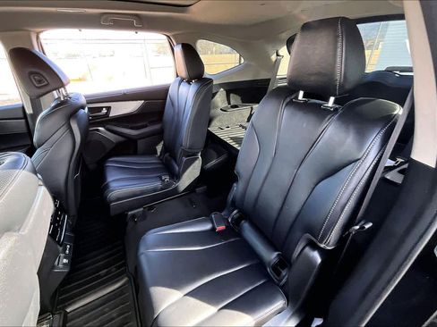 Used 2023 Acura MDX SH-AWD w/ Technology Package image 18