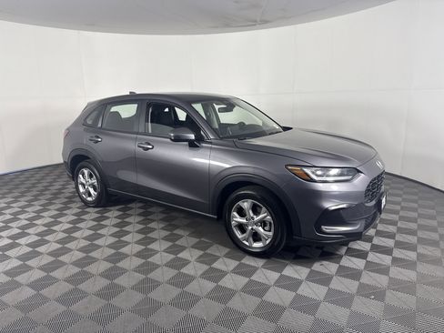 Certified 2025 Honda HR-V LX image 2