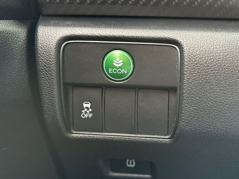 Used 2016 Honda Accord Sport image 25