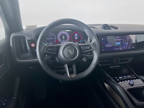New 2026 Porsche Cayenne Turbo AWD/4WD image 25