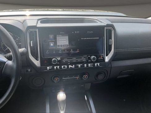 Used 2025 Nissan Frontier SV RWD image 6