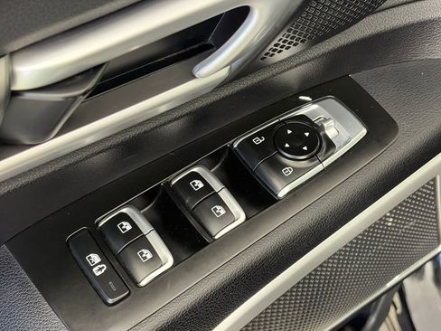 Used 2021 Kia Telluride S image 25