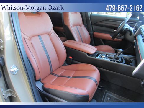 Used 2023 MAZDA CX-50 Meridian Edition w/ Apex Package image 30