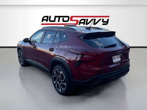 Used 2025 Chevrolet Trax RS w/ Driver Confidence Package FWD image 5