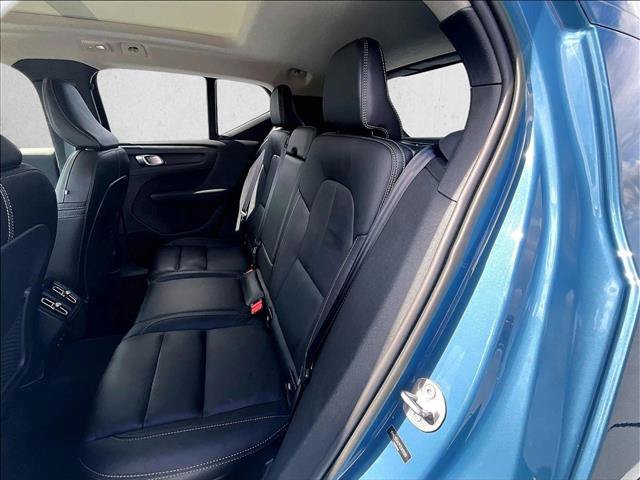 Used 2023 Volvo XC40 B5 Ultimate w/ Protection Package Premier AWD/4WD image 28