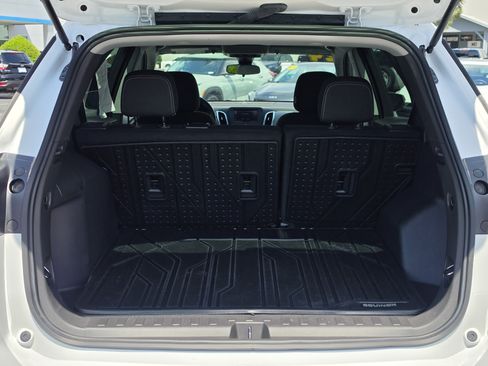 Certified 2024 Chevrolet Equinox LS FWD image 15