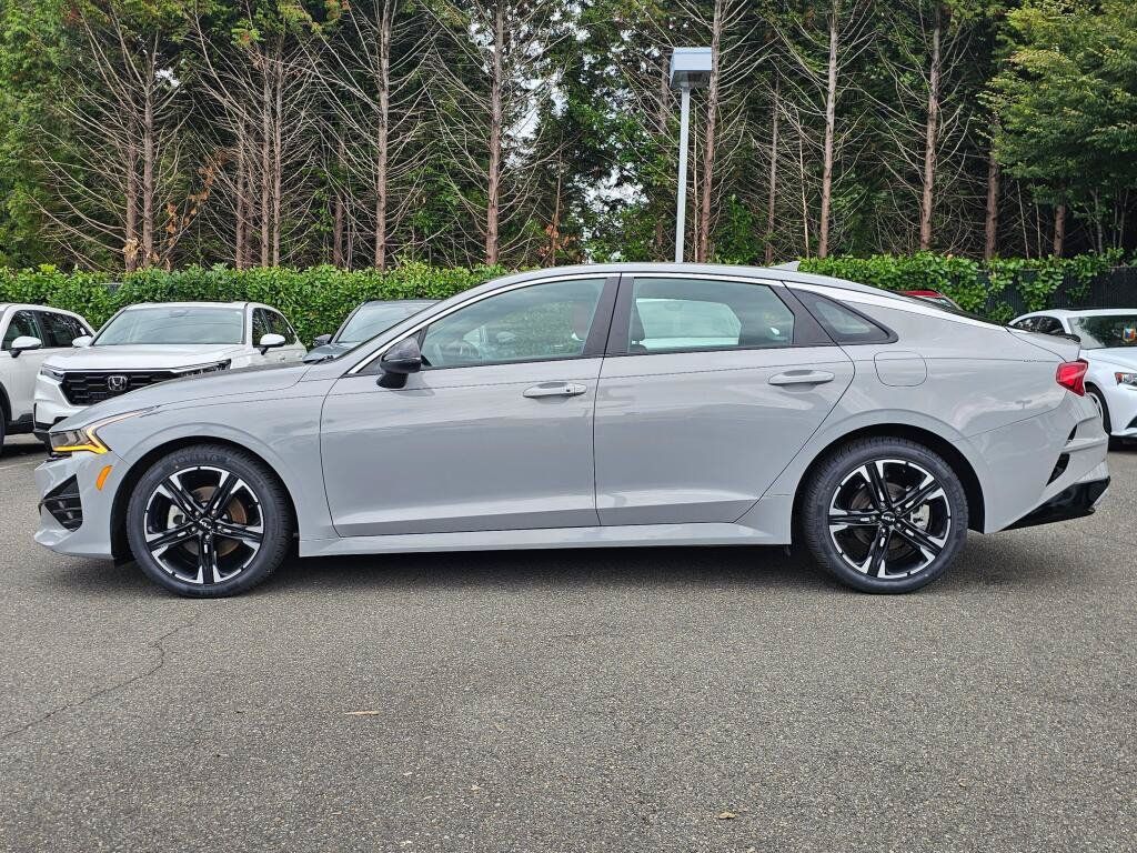 Used 2023 Kia K5 GT-Line w/ GT-Line Premium Package FWD image 4