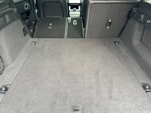 Used 2026 Land Rover Range Rover Velar S AWD/4WD image 34