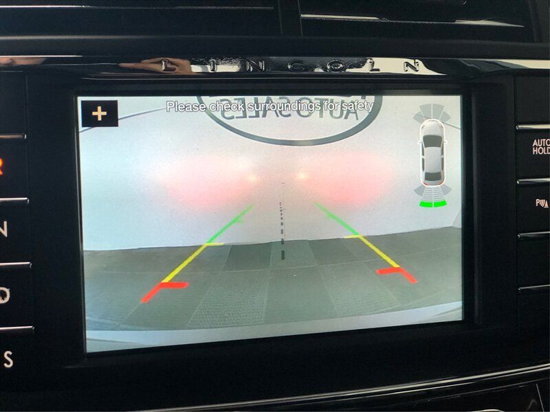 Used 2019 Lincoln Continental Premiere FWD image 24