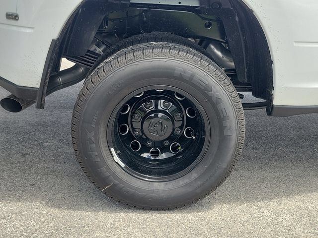 New 2027 RAM 3500 Big Horn AWD/4WD image 5