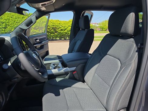 New 2026 RAM 1500 Big Horn AWD/4WD image 14
