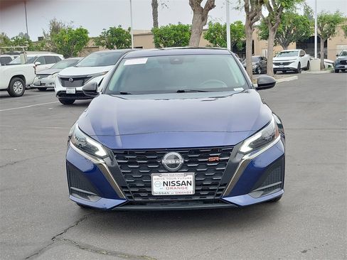 Used 2023 Nissan Altima 2.5 SR image 25