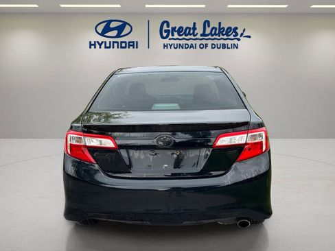 Used 2014 Toyota Camry SE FWD image 4