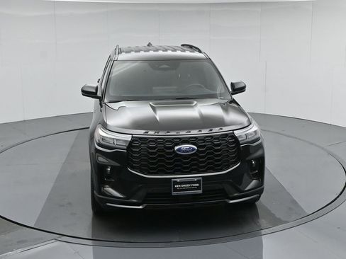 Used 2025 Ford Explorer ST-Line w/ ST-Line Street Pack image 40