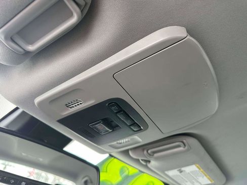 Used 2023 Toyota Camry XSE image 32