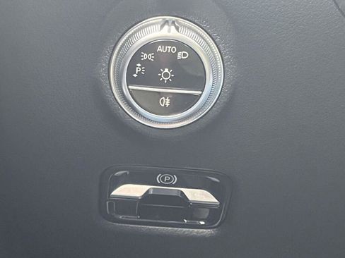 Certified 2024 Mercedes-Benz C 300 4MATIC Sedan image 34