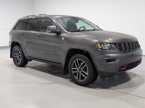 Used 2019 Jeep Grand Cherokee Trailhawk image 6