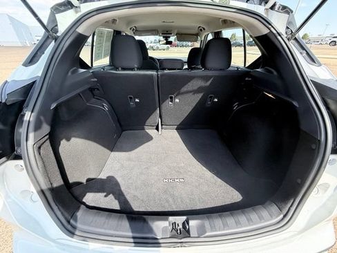 Certified 2024 Nissan Kicks SR w/ Interior Electronics Package FWD image 16