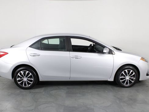 Used 2019 Toyota Corolla LE image 15