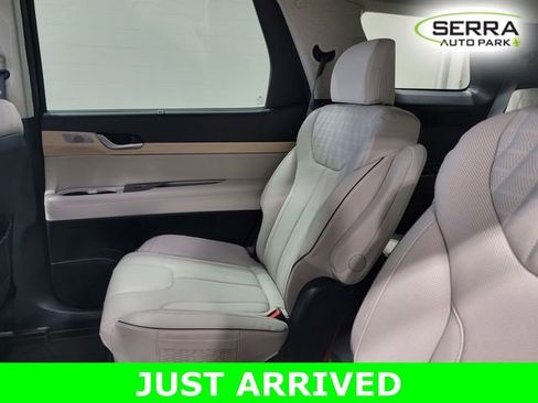 Used 2024 Hyundai Palisade Limited image 14