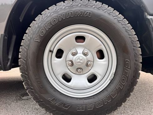 Used 2024 RAM 1500 Tradesman AWD/4WD image 33