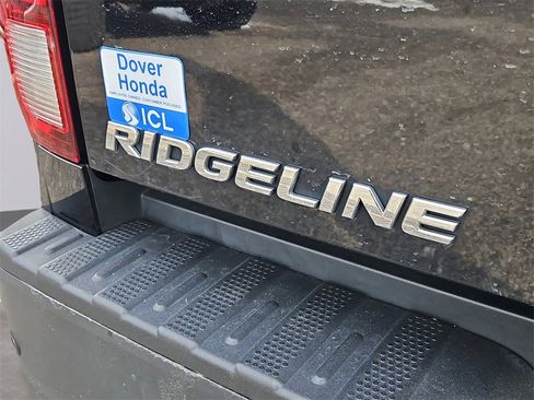 Certified 2022 Honda Ridgeline Black Edition image 12