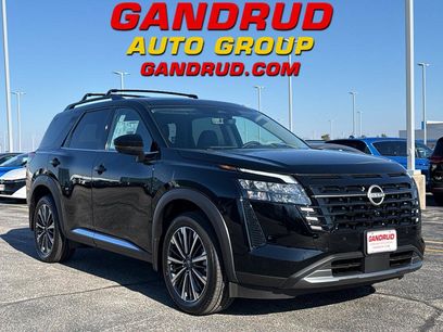 New 2026 Nissan Pathfinder Platinum
