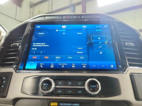 Used 2022 Ford F250 Lariat w/ Lariat Value Package image 29