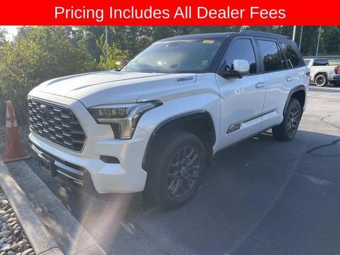 Used 2024 Toyota Sequoia Platinum AWD/4WD image 1