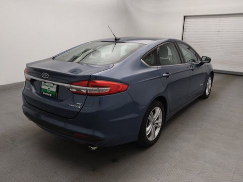 Used 2018 Ford Fusion SE image 9