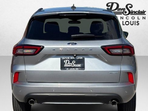 Used 2024 Ford Escape ST-Line w/ Tech Pack #1 AWD/4WD image 4