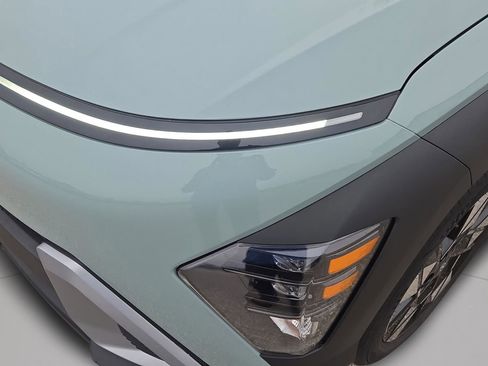 Used 2025 Hyundai Kona SEL image 28
