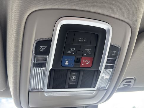 Used 2022 RAM 1500 Laramie RWD image 28