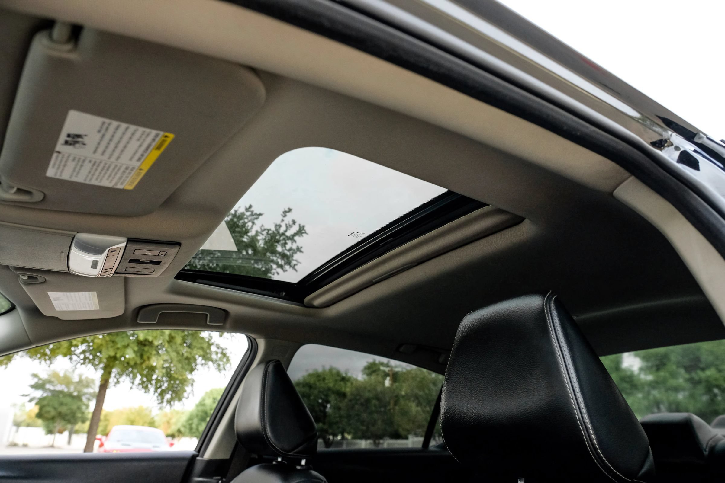 Used 2020 Nissan Altima 2.5 Platinum FWD image 21