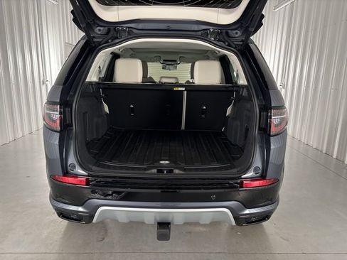 New 2025 Land Rover Discovery Sport S image 30