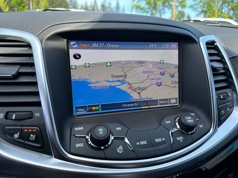 Used 2017 Chevrolet SS RWD image 38