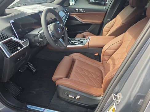 New 2026 BMW X5 xDrive40i w/ M Sport Package image 8