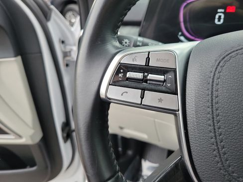 Certified 2024 Kia Telluride EX w/ EX Captain's Chair Package FWD image 27