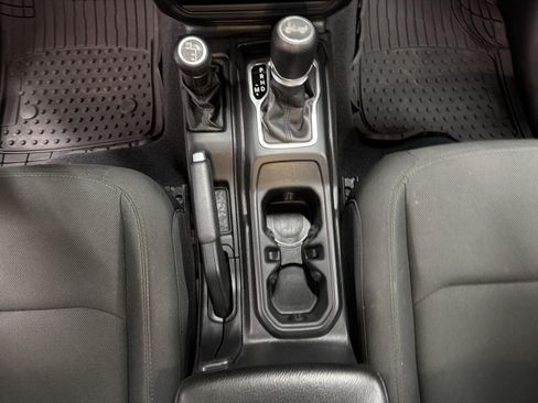 Used 2021 Jeep Wrangler Unlimited Sport AWD/4WD image 56