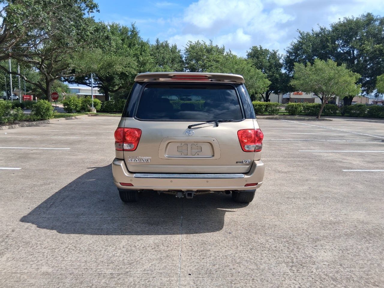 Used 2007 Toyota Sequoia SR5 RWD image 5