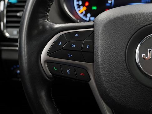 Used 2021 Jeep Grand Cherokee Overland image 42