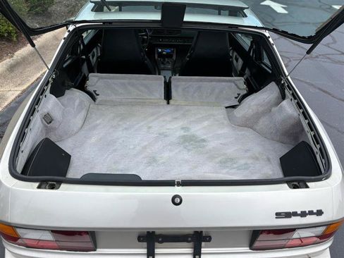 Used 1988 Porsche 944 Coupe RWD image 31