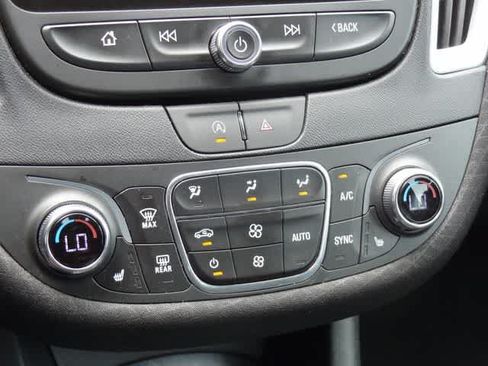 Used 2023 Chevrolet Malibu LT w/ Driver Confidence Package FWD image 26