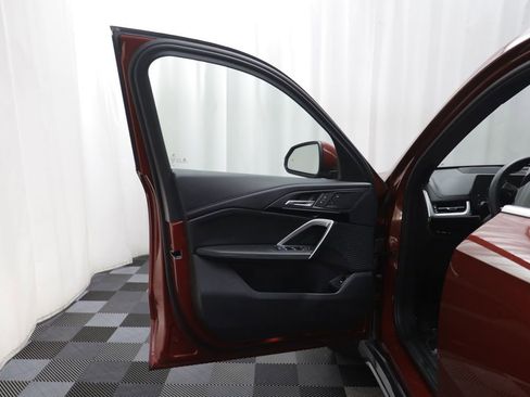 Certified 2026 BMW X1 xDrive28i AWD/4WD image 4
