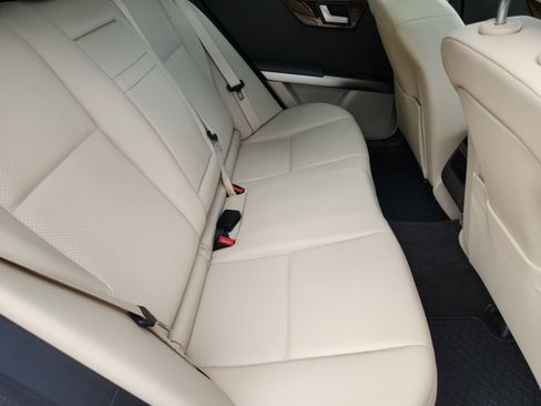 Used 2015 Mercedes-Benz GLK 350 4MATIC image 18