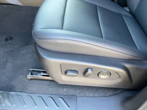 New 2026 Chevrolet Colorado LT w/ LT Convenience Package RWD image 27