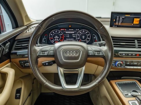 Used 2017 Audi Q7 3.0T Prestige AWD/4WD image 24