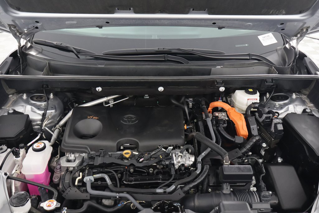 Used 2024 Toyota RAV4 XLE AWD/4WD image 15