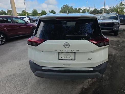 Used 2023 Nissan Rogue SV w/ SV Premium B Package FWD image 6